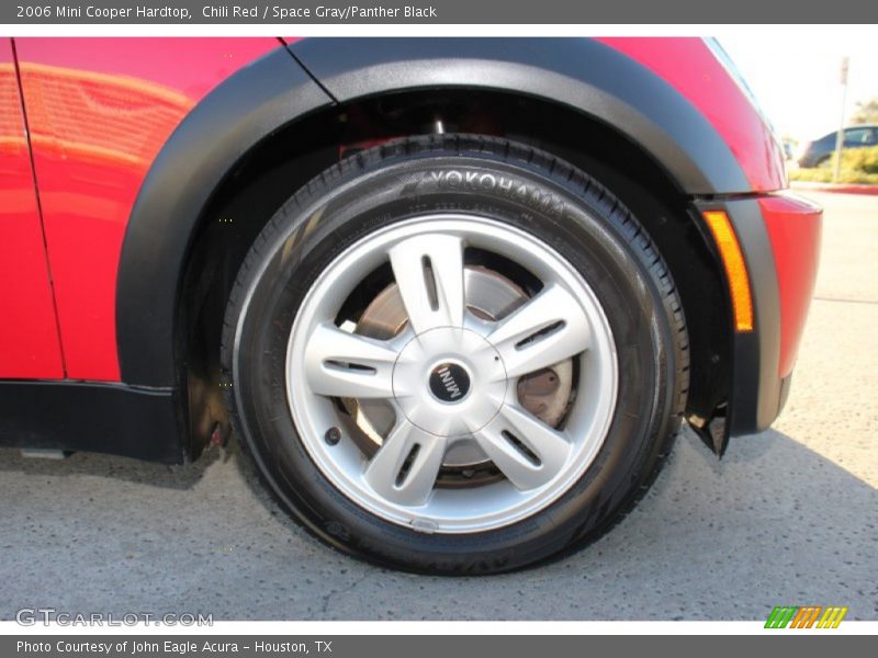 Chili Red / Space Gray/Panther Black 2006 Mini Cooper Hardtop