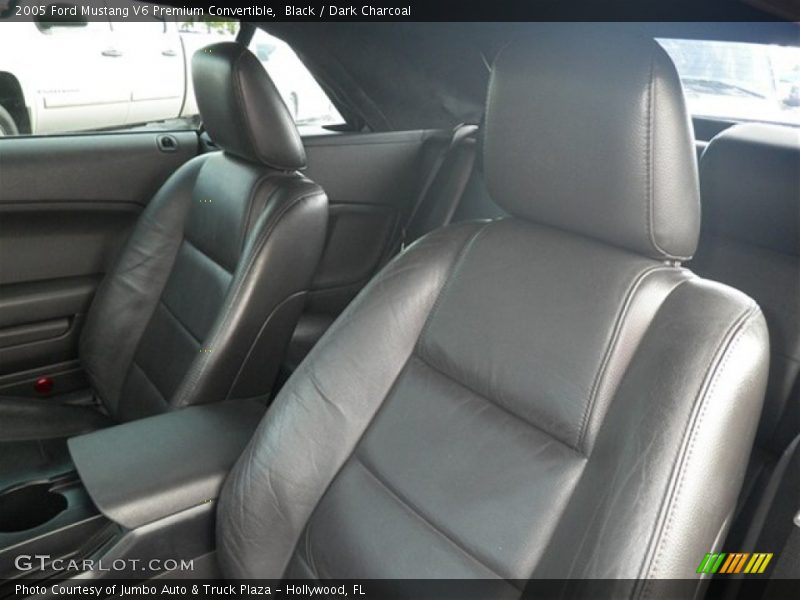 Black / Dark Charcoal 2005 Ford Mustang V6 Premium Convertible
