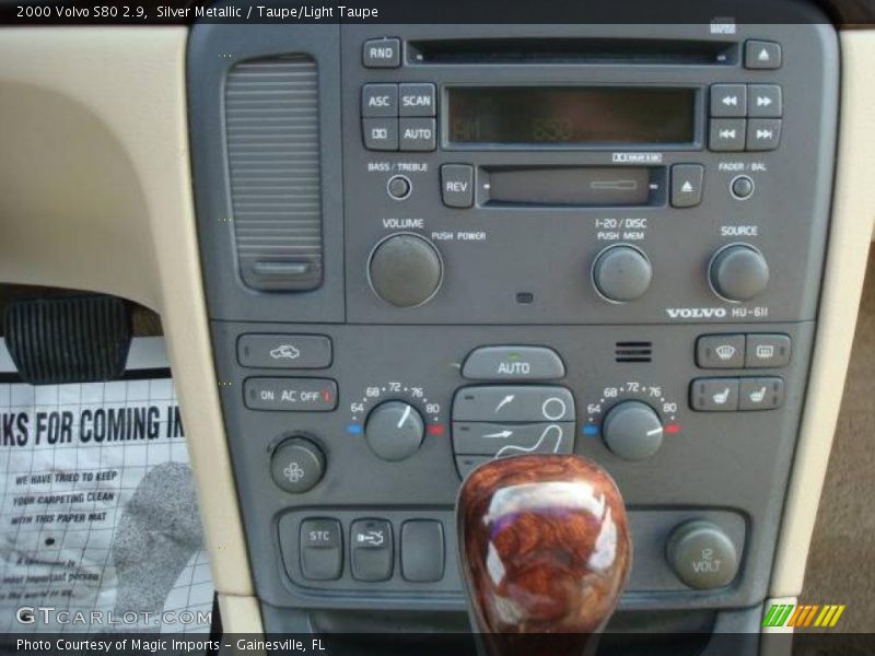 Silver Metallic / Taupe/Light Taupe 2000 Volvo S80 2.9