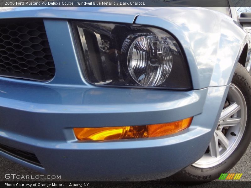 Windveil Blue Metallic / Dark Charcoal 2006 Ford Mustang V6 Deluxe Coupe