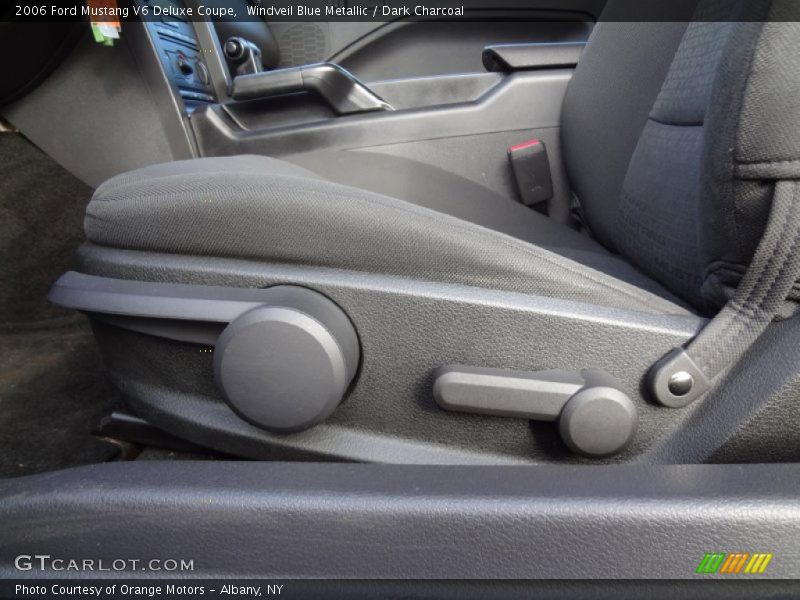 Windveil Blue Metallic / Dark Charcoal 2006 Ford Mustang V6 Deluxe Coupe