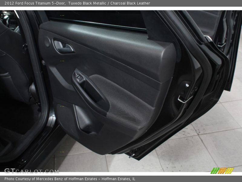 Tuxedo Black Metallic / Charcoal Black Leather 2012 Ford Focus Titanium 5-Door