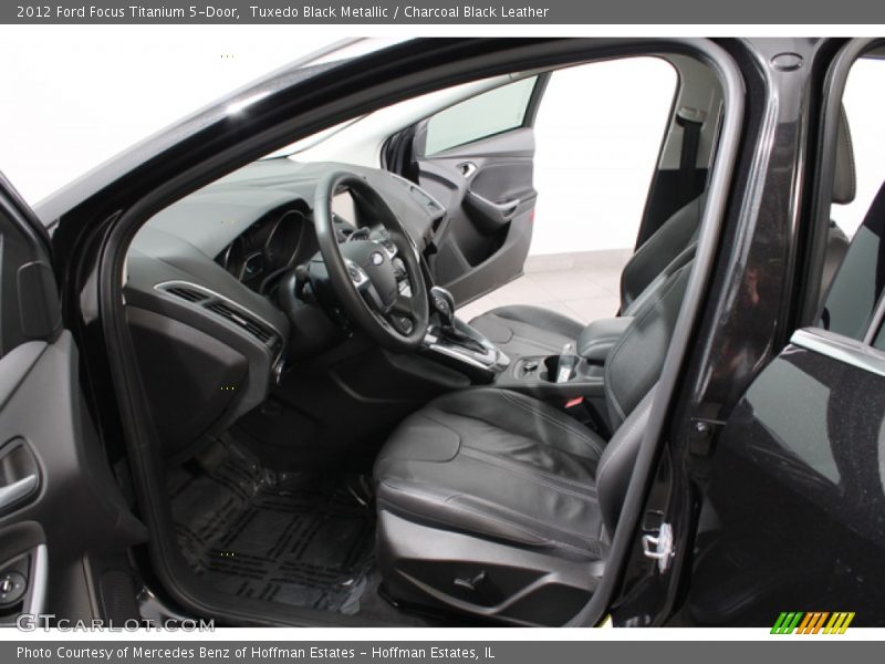 Tuxedo Black Metallic / Charcoal Black Leather 2012 Ford Focus Titanium 5-Door