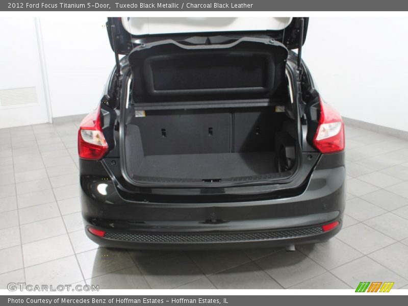 Tuxedo Black Metallic / Charcoal Black Leather 2012 Ford Focus Titanium 5-Door