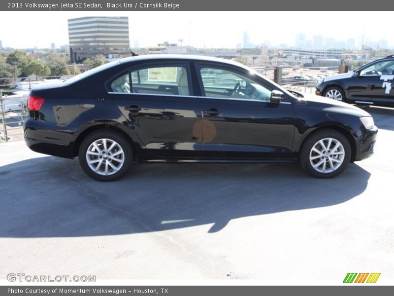 Black Uni / Cornsilk Beige 2013 Volkswagen Jetta SE Sedan