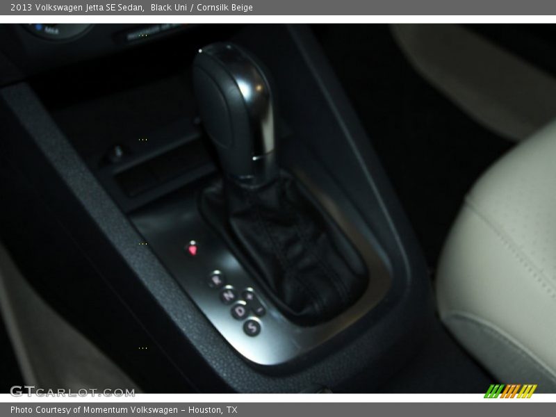 Black Uni / Cornsilk Beige 2013 Volkswagen Jetta SE Sedan