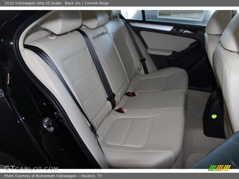 Black Uni / Cornsilk Beige 2013 Volkswagen Jetta SE Sedan
