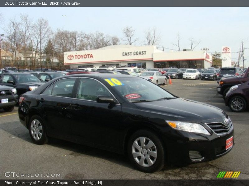 Black / Ash Gray 2010 Toyota Camry LE