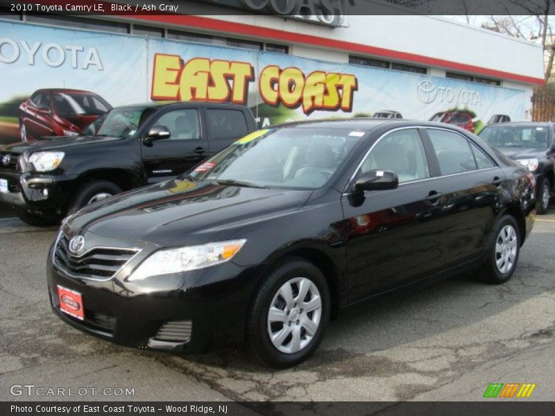 Black / Ash Gray 2010 Toyota Camry LE