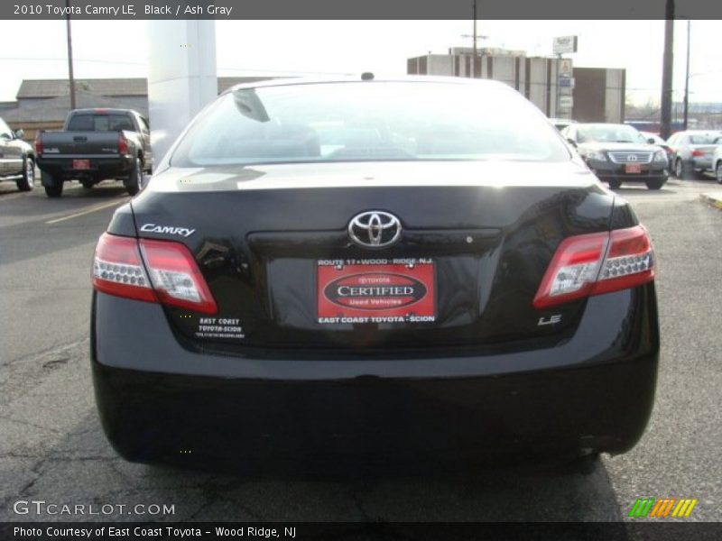 Black / Ash Gray 2010 Toyota Camry LE