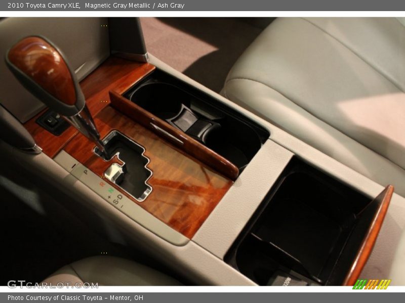 Magnetic Gray Metallic / Ash Gray 2010 Toyota Camry XLE