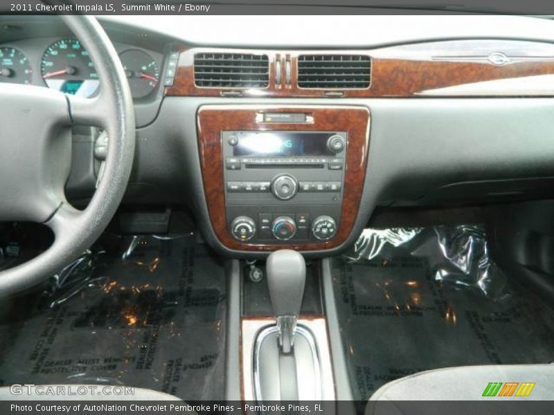 Summit White / Ebony 2011 Chevrolet Impala LS