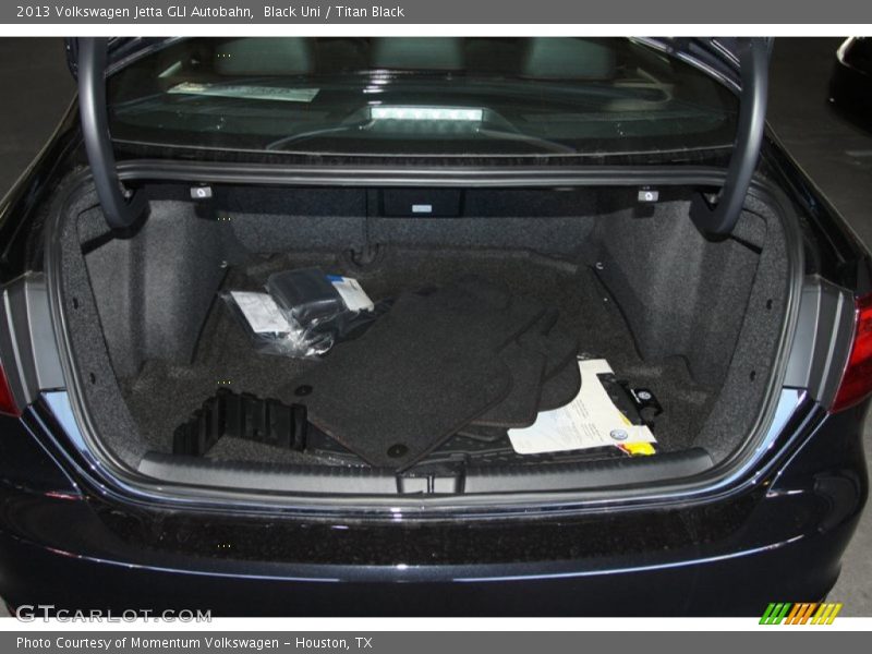 Black Uni / Titan Black 2013 Volkswagen Jetta GLI Autobahn