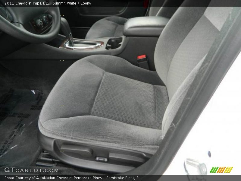 Summit White / Ebony 2011 Chevrolet Impala LS