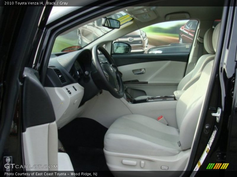 Black / Gray 2010 Toyota Venza I4