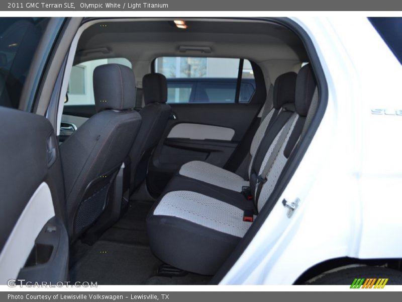 Olympic White / Light Titanium 2011 GMC Terrain SLE