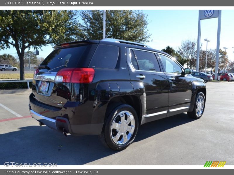 Onyx Black / Light Titanium 2011 GMC Terrain SLT