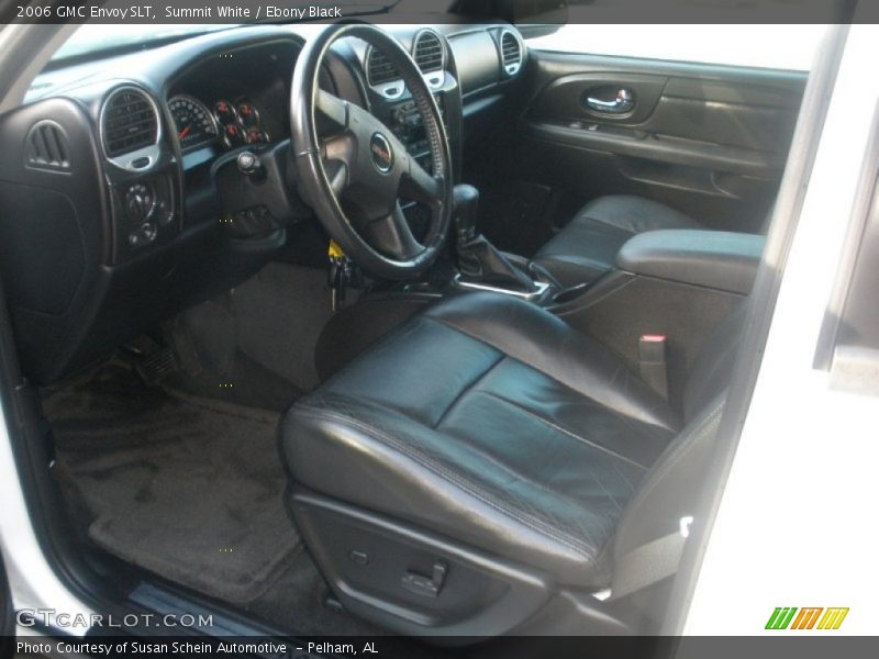 Summit White / Ebony Black 2006 GMC Envoy SLT