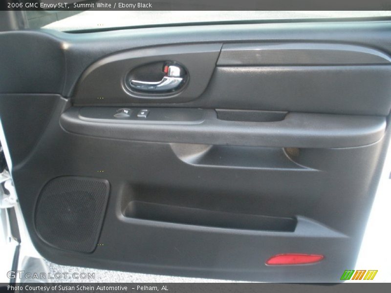 Summit White / Ebony Black 2006 GMC Envoy SLT
