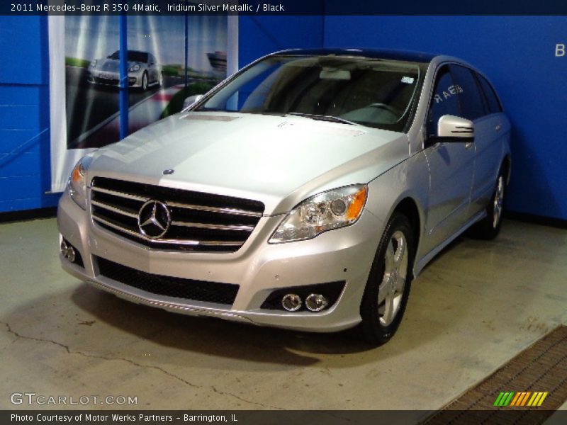 Iridium Silver Metallic / Black 2011 Mercedes-Benz R 350 4Matic