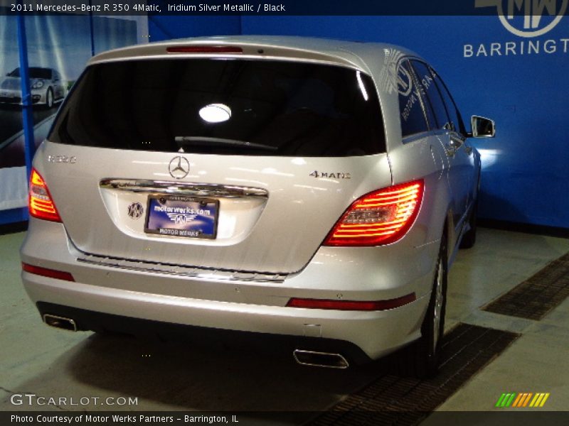 Iridium Silver Metallic / Black 2011 Mercedes-Benz R 350 4Matic