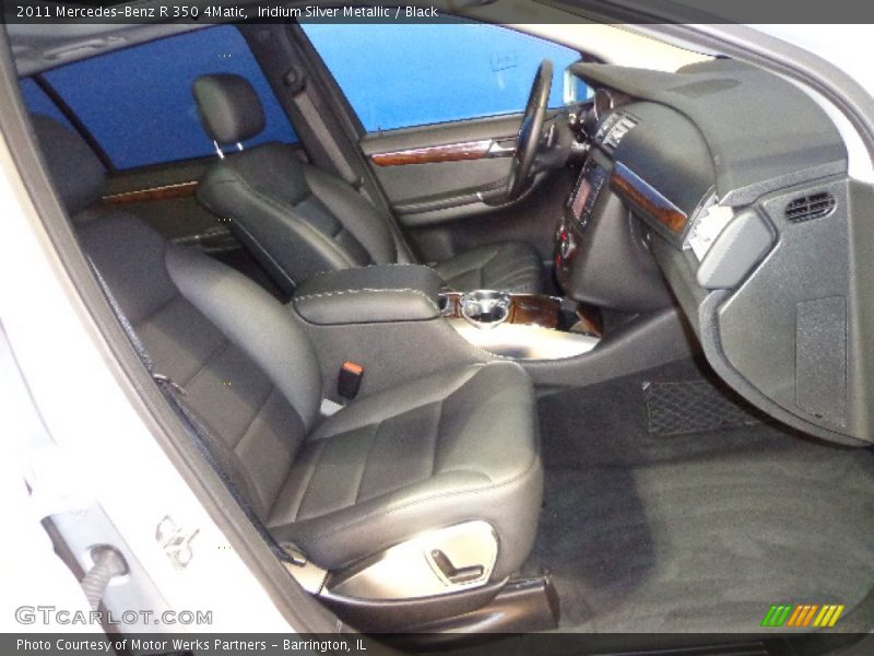 Iridium Silver Metallic / Black 2011 Mercedes-Benz R 350 4Matic