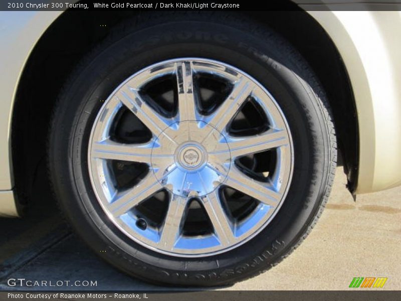 White Gold Pearlcoat / Dark Khaki/Light Graystone 2010 Chrysler 300 Touring