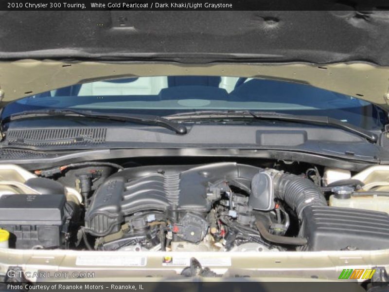 White Gold Pearlcoat / Dark Khaki/Light Graystone 2010 Chrysler 300 Touring