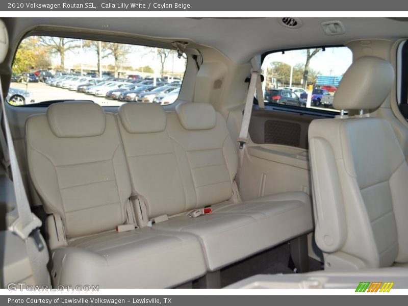 Calla Lilly White / Ceylon Beige 2010 Volkswagen Routan SEL