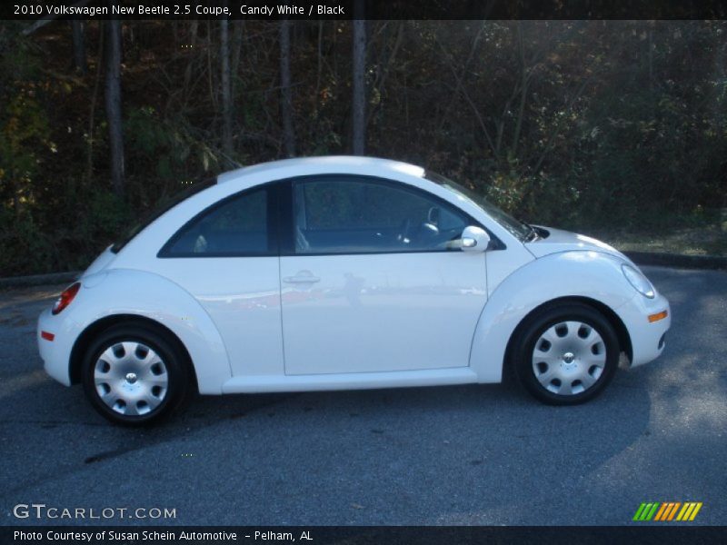 Candy White / Black 2010 Volkswagen New Beetle 2.5 Coupe