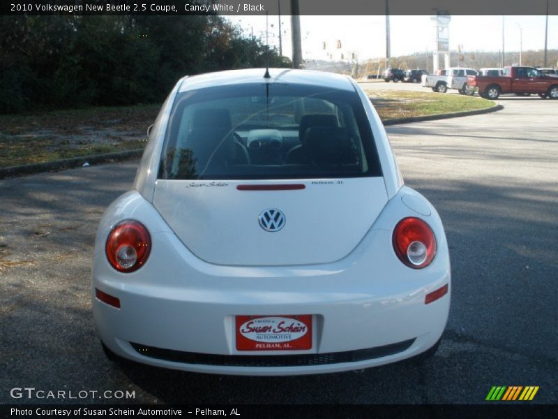 Candy White / Black 2010 Volkswagen New Beetle 2.5 Coupe