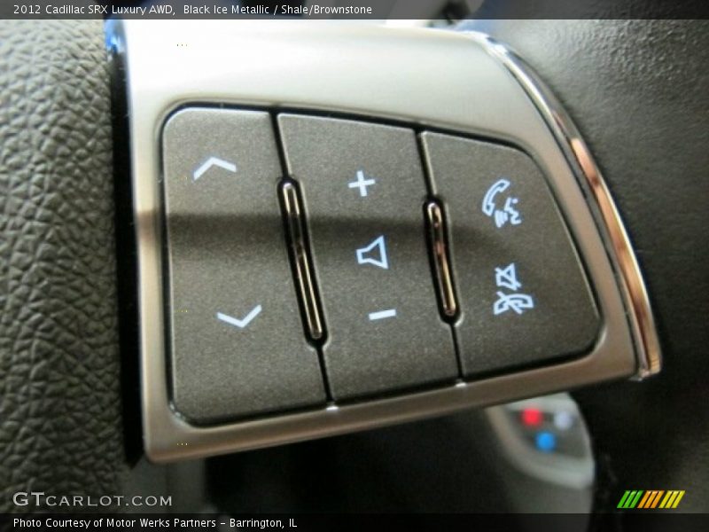 Controls of 2012 SRX Luxury AWD