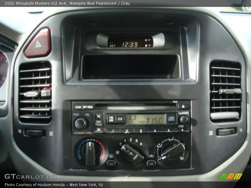 Memphis Blue Pearlescent / Gray 2002 Mitsubishi Montero XLS 4x4