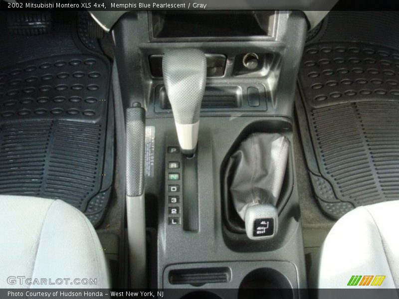  2002 Montero XLS 4x4 4 Speed Automatic Shifter