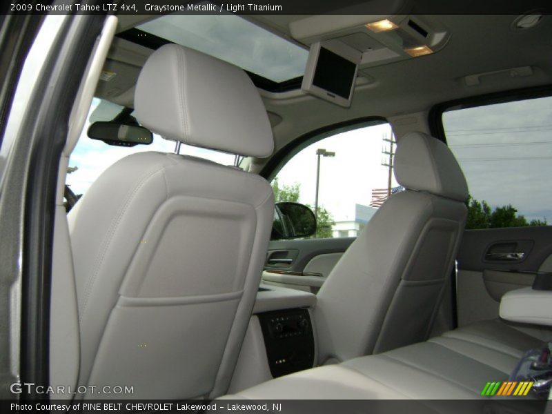 Graystone Metallic / Light Titanium 2009 Chevrolet Tahoe LTZ 4x4