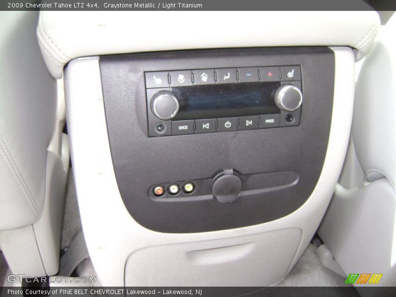 Graystone Metallic / Light Titanium 2009 Chevrolet Tahoe LTZ 4x4