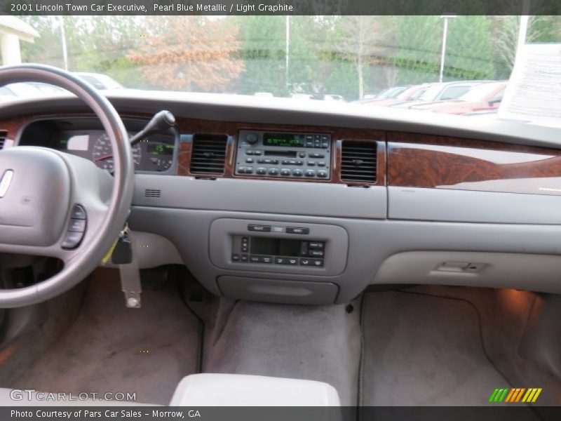 Dashboard of 2001 Town Car Executive