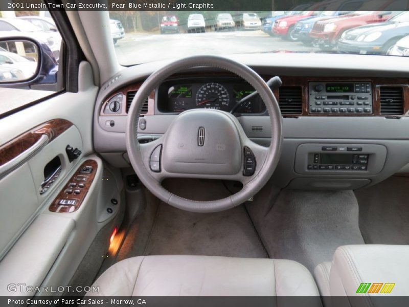 Dashboard of 2001 Town Car Executive