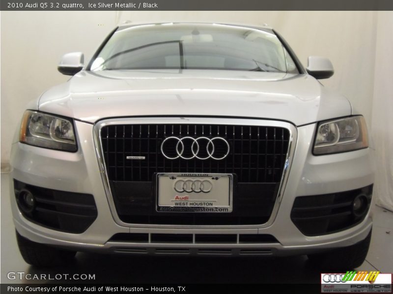 Ice Silver Metallic / Black 2010 Audi Q5 3.2 quattro