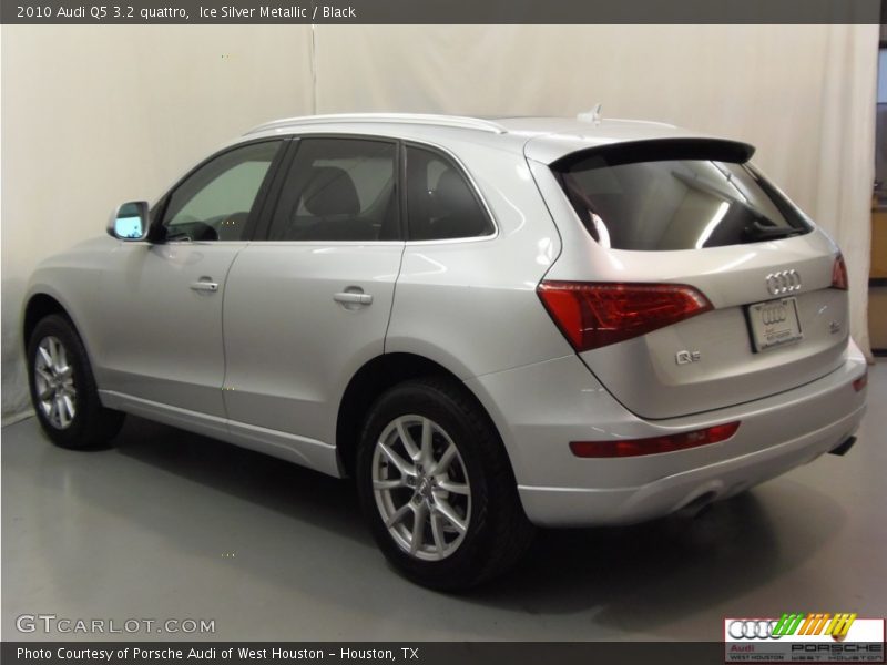 Ice Silver Metallic / Black 2010 Audi Q5 3.2 quattro