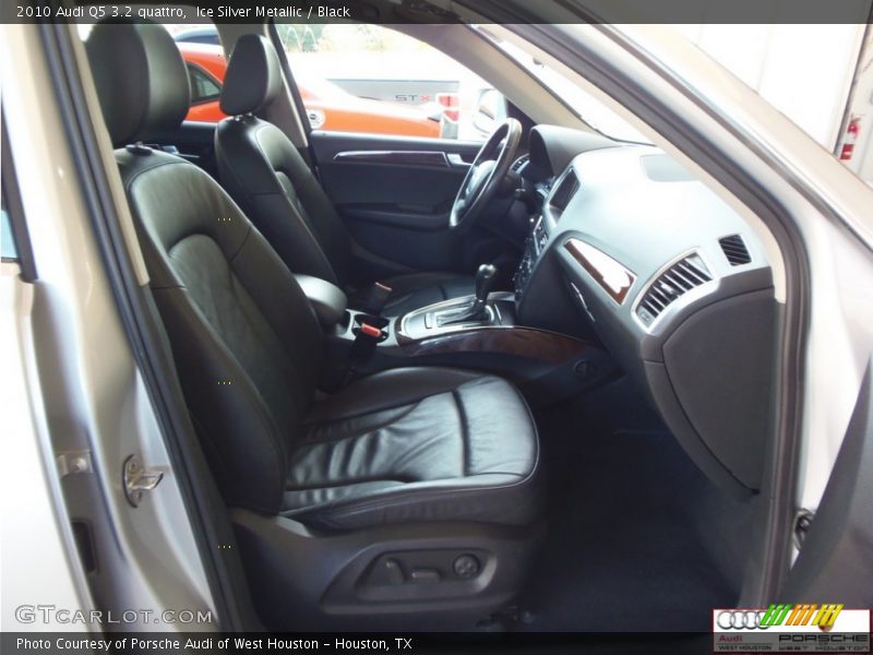 Ice Silver Metallic / Black 2010 Audi Q5 3.2 quattro