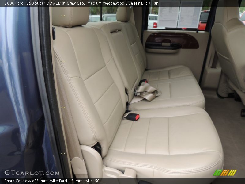 Medium Wedgewood Blue Metallic / Tan 2006 Ford F250 Super Duty Lariat Crew Cab