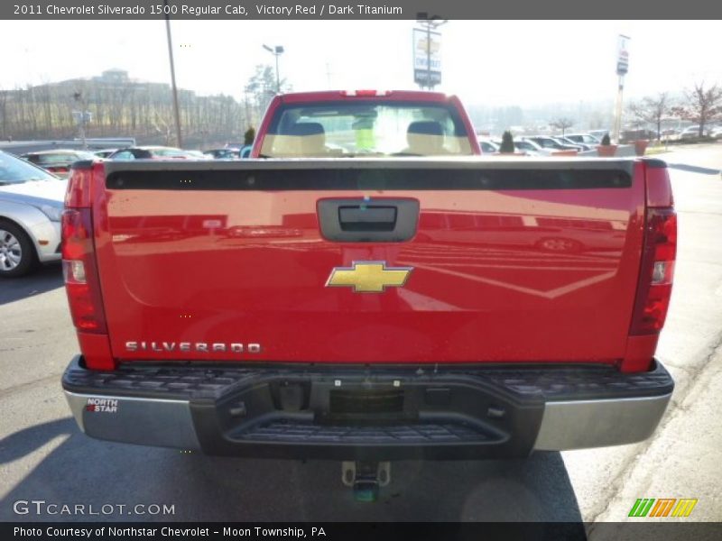 Victory Red / Dark Titanium 2011 Chevrolet Silverado 1500 Regular Cab