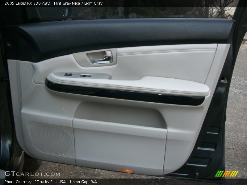 Flint Gray Mica / Light Gray 2005 Lexus RX 330 AWD