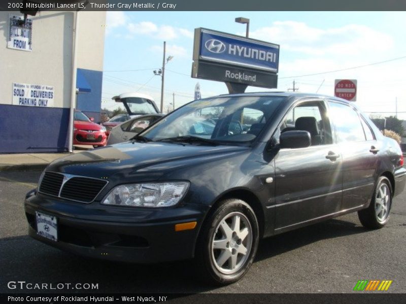 Thunder Gray Metallic / Gray 2002 Mitsubishi Lancer LS