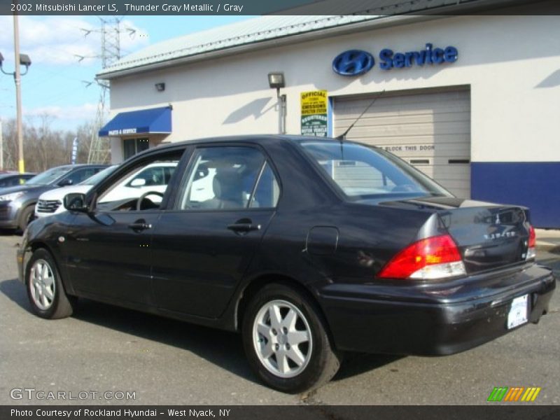 Thunder Gray Metallic / Gray 2002 Mitsubishi Lancer LS