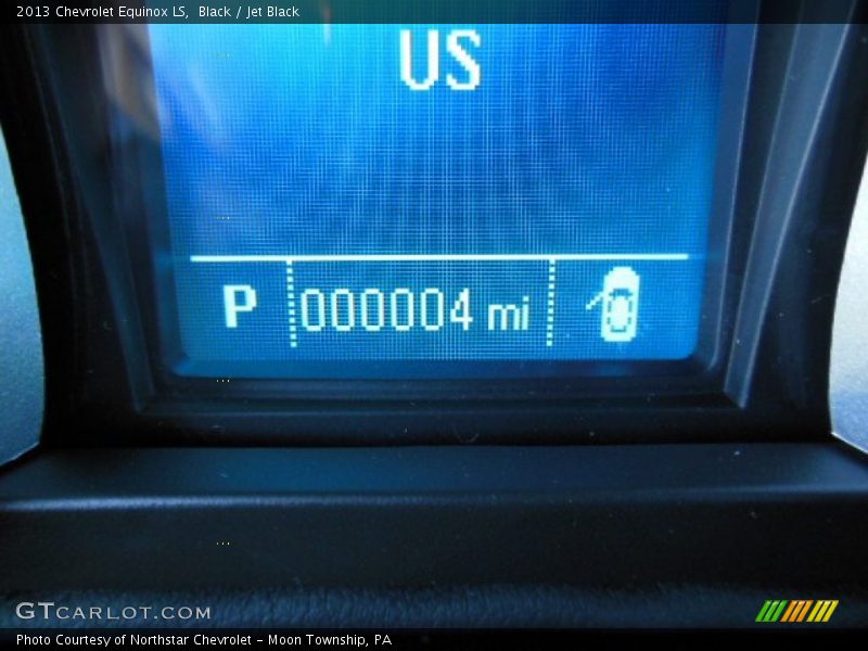 Black / Jet Black 2013 Chevrolet Equinox LS