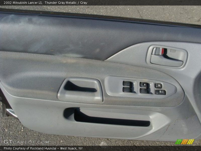 Thunder Gray Metallic / Gray 2002 Mitsubishi Lancer LS