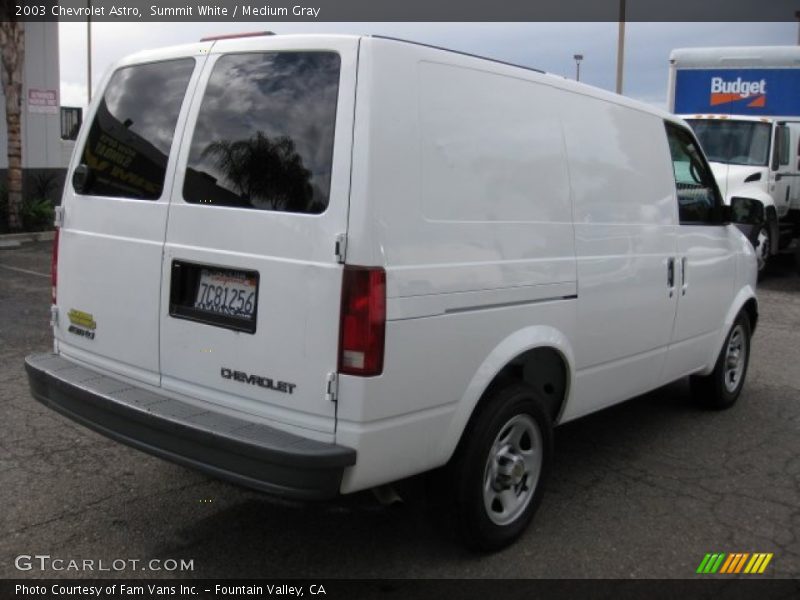 Summit White / Medium Gray 2003 Chevrolet Astro