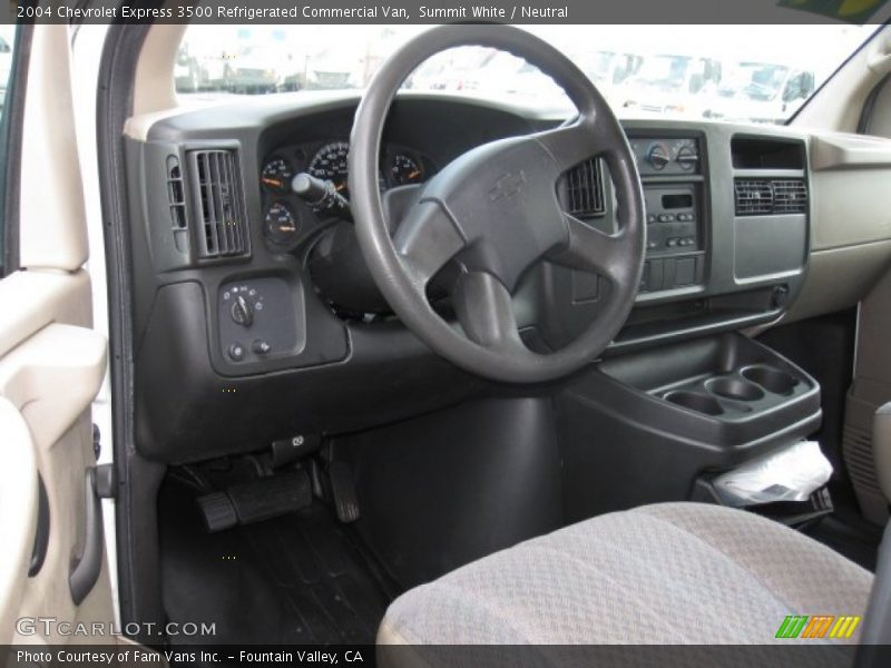 Dashboard of 2004 Express 3500 Refrigerated Commercial Van